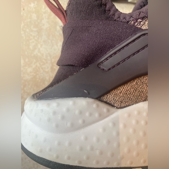 Women’s Nike Air Hurache Sporty Purple Running Shoes Size 8.5 - Picture 14 of 14